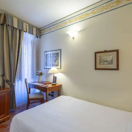 Отель Davanzati 3*