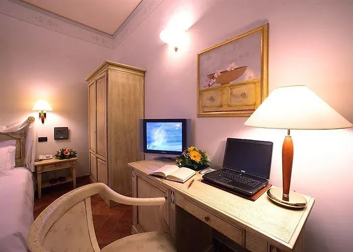 Davanzati Отель